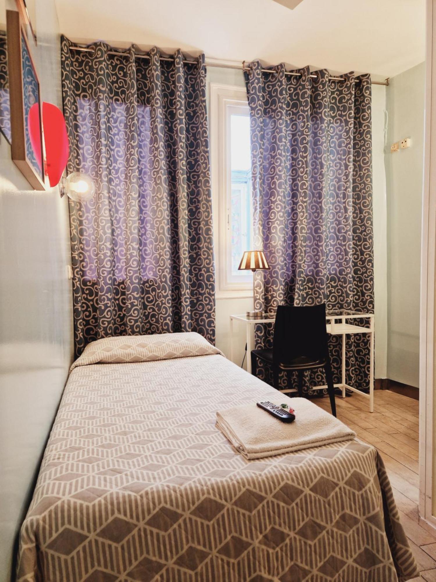 Casa de Huespedes Dolce Vita Madrid Esterno foto