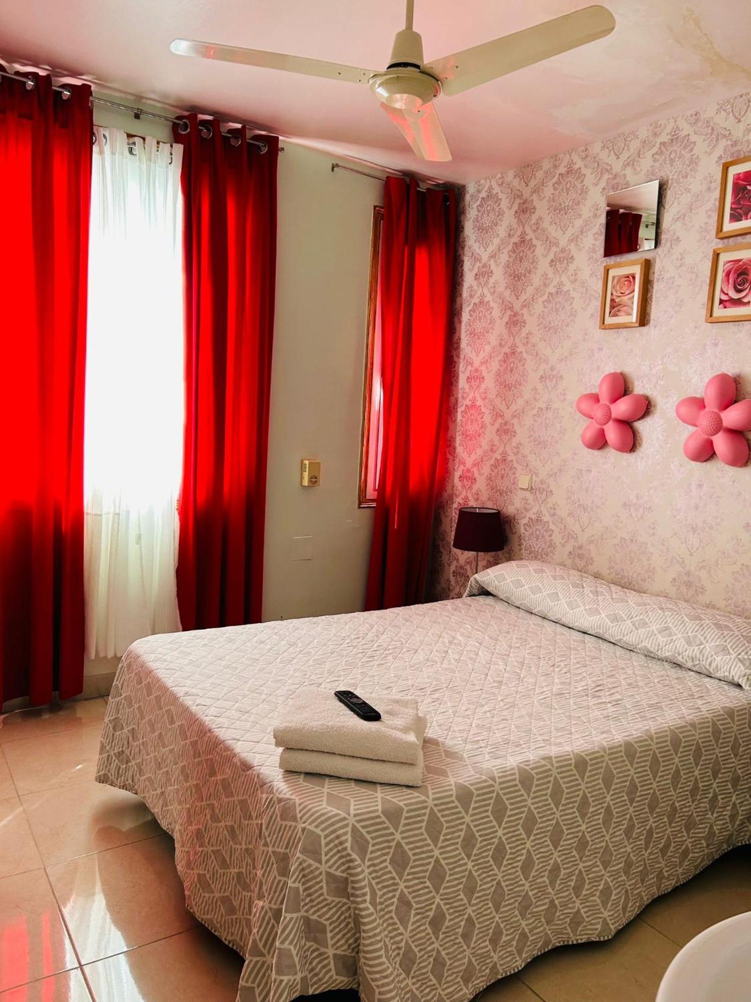 Casa de Huespedes Dolce Vita Madrid Esterno foto